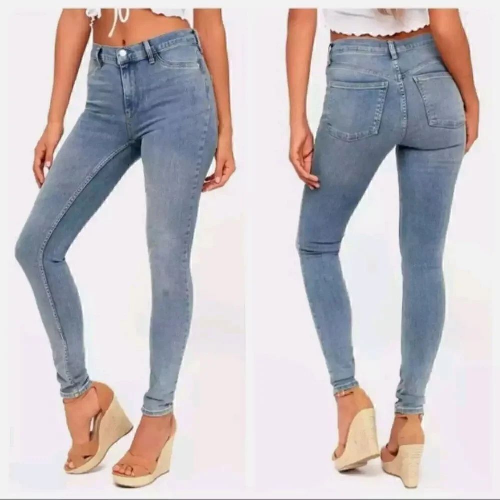 Free People Long and Lean High Rise Jegging Skinny Jeans US Women's Size 30R.Wa